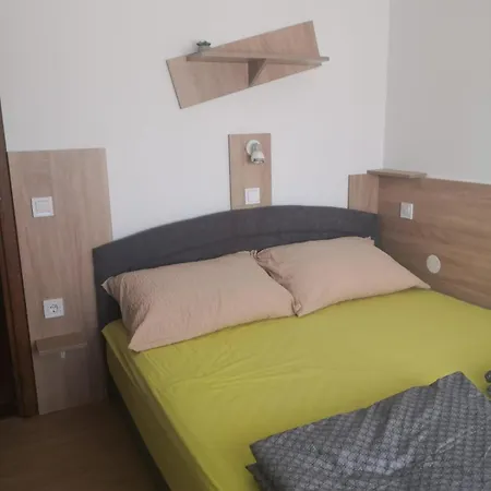 Appartement Niko Vir